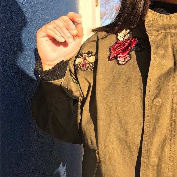 H&M⚡️ Embroidered Jacket - Picture 4 of 7